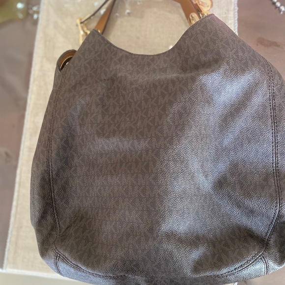 Michael Kors Purse - Picture 1 of 5